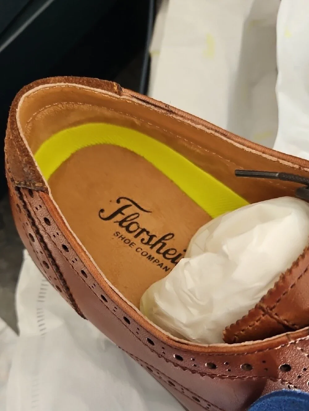 Florsheim Cognac Leather Wingtip Oxford - Men's Size 10.5D